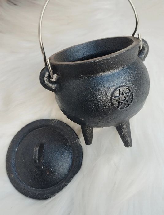 Caldeirão da Bruxa com pentagrama , panela de 3 pernas