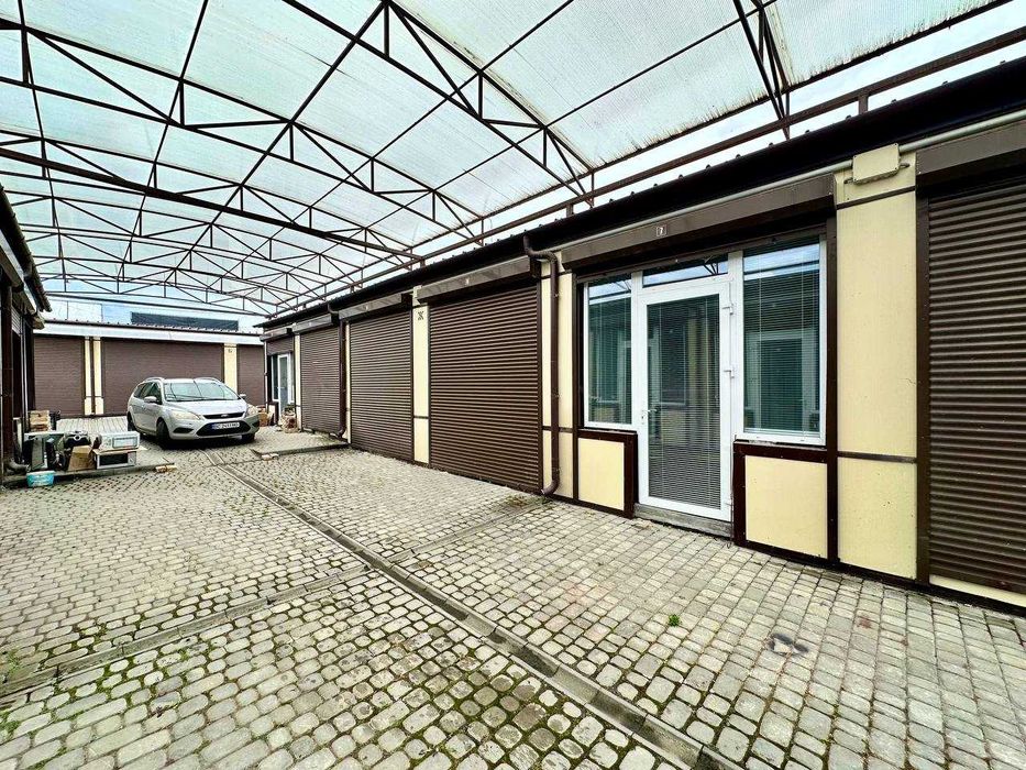 Продаж  комерційного приміщення у центрі м.Дрогобич(П.Орлика)