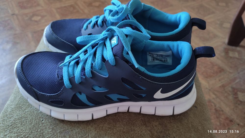 Кросівки 38 розмір.