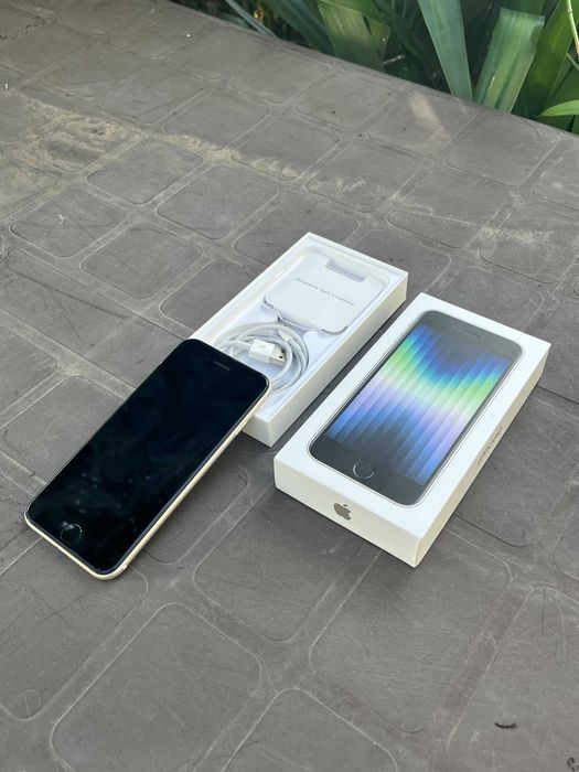 iPhone SE 2022 - 64GB