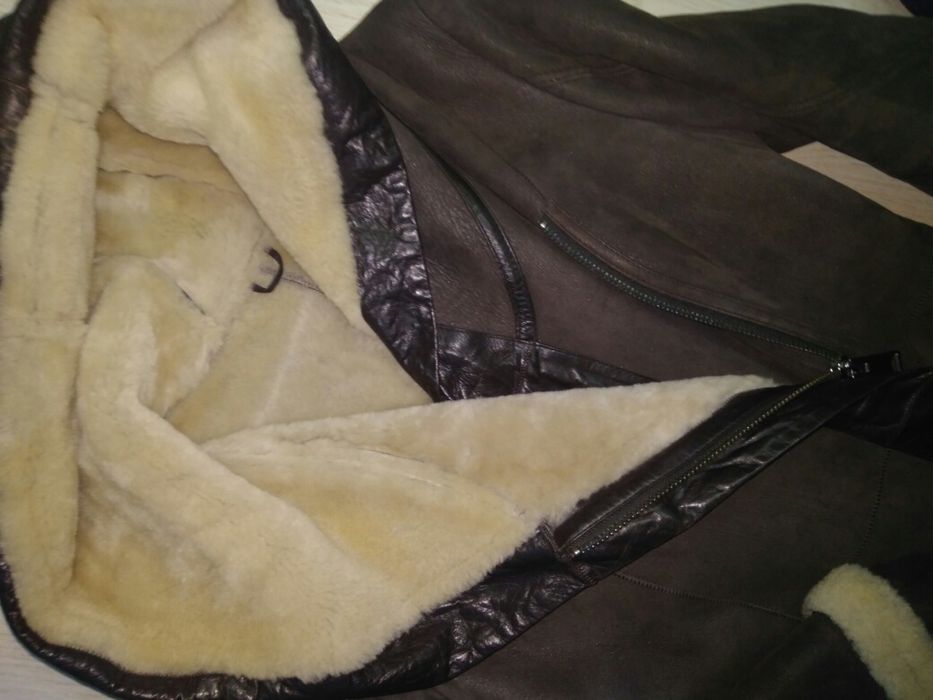 Дубленка натуральная в отличном состоянии!