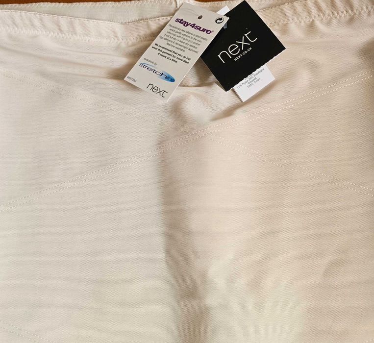 Modelujące majtki wysokie *Next* nowe roz. 42