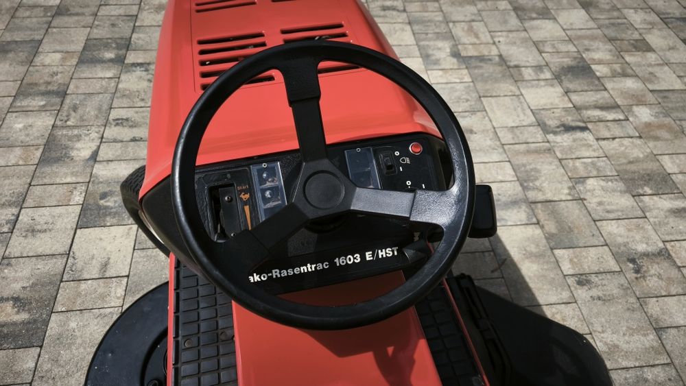 Traktorek kosiarka Hako 18HP