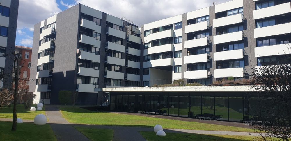 Excelente Apart. T2 (Equipado). Urb. Qta Portela