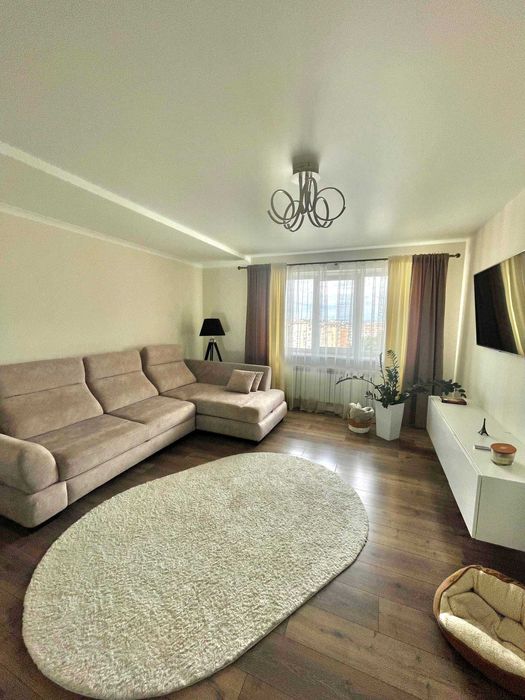 Продам простору дворівневу квартиру з сучасним ремонтом в новобудові.