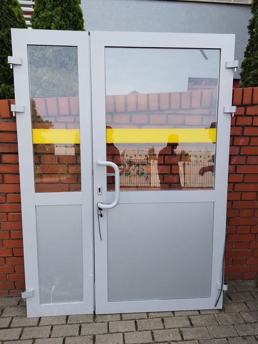 Drzwi aluminiowe 145 x 208 cm sklepowe wejściowe