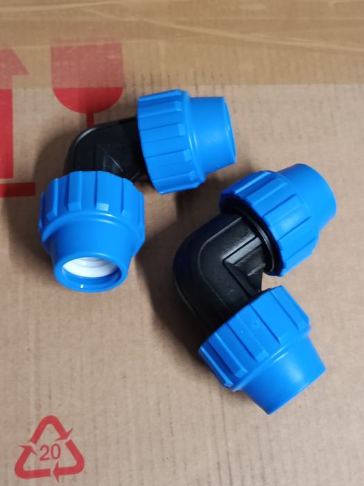 Kolano skręcane PE 32 x 25 redukcyjne do rur woda PN 16 złączka redukc