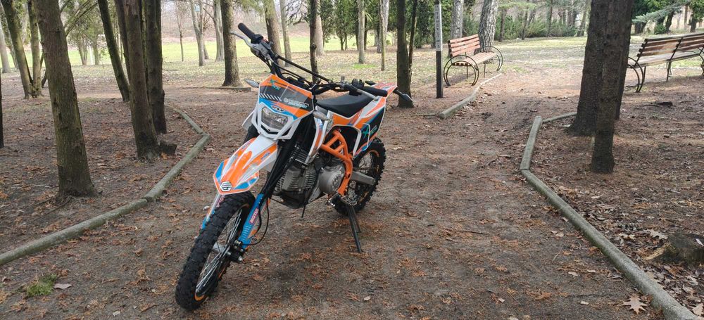 мотоцикл Geon x-ride 150