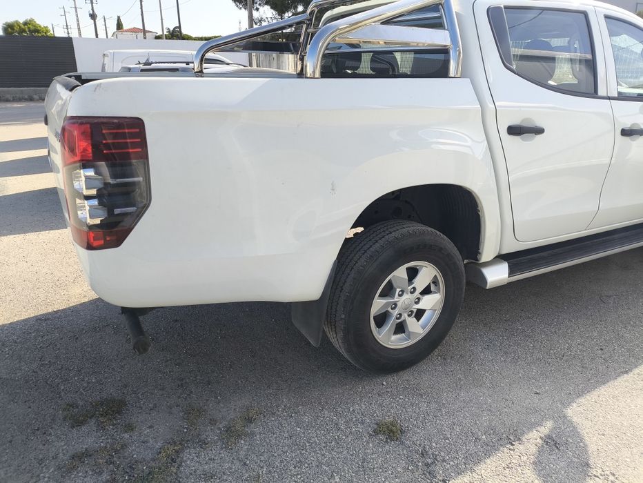 Mitsubishi L200 Strakar 4x2