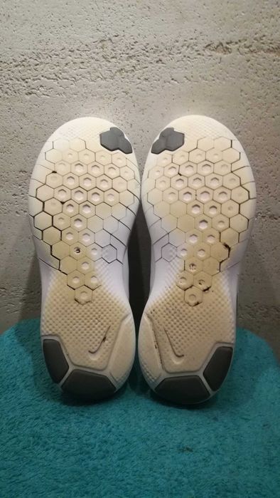 Buty do biegania NIKE FLEX EXPERIENCE 7 r.39 stan bardzo dobry