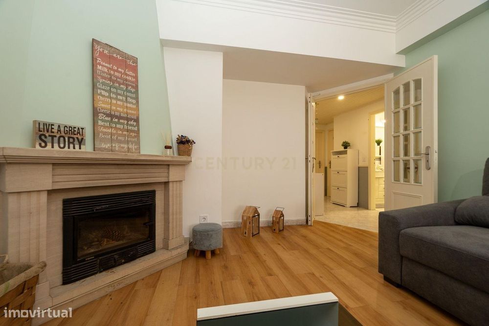 ** Espectacular Apartamento T2 No Cacém **