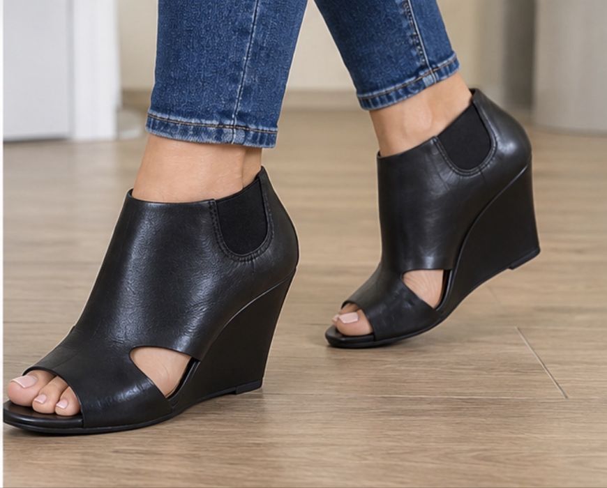 Zara Woman skórzane botki peep toe na smukłym profilowanym koturnie 36
