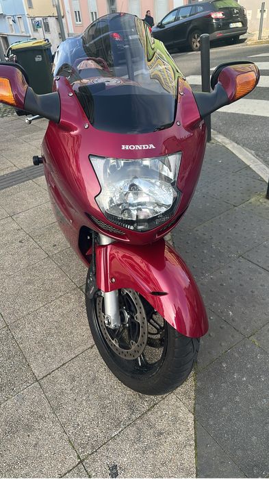 Honda cbr  1100 xx