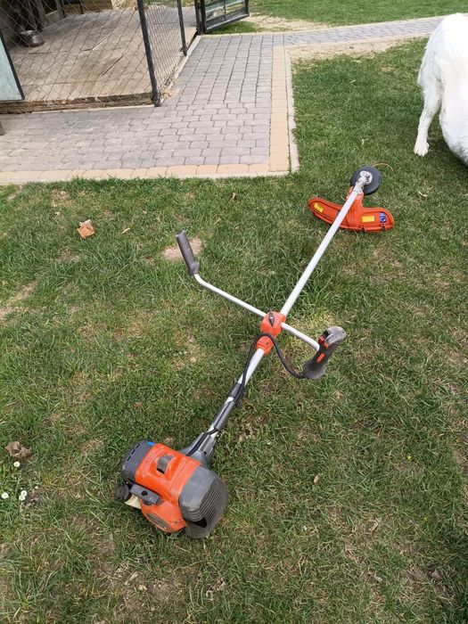 Sprzedam kosę spalinową Husqvarna 135R