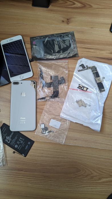 części iPhone 8 plus 256