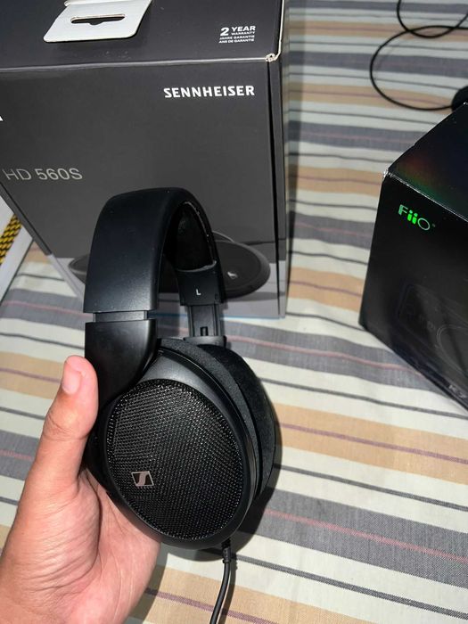 Sennheiser HD560s + FiiO K7 (dac/amplificador)