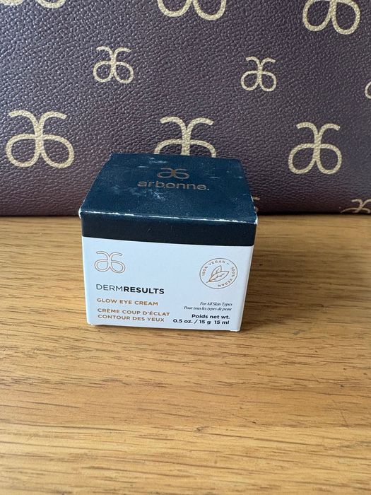 Arbonne nowy rozświetlający krem pod oczy DermResults z witaminą c