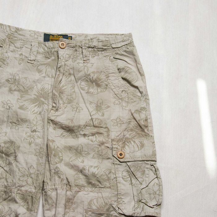 G-star Raw shorty cargo 30us/S w kwiaty