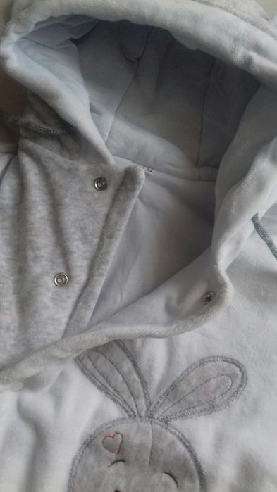 Продам детский комбинезон утепленный