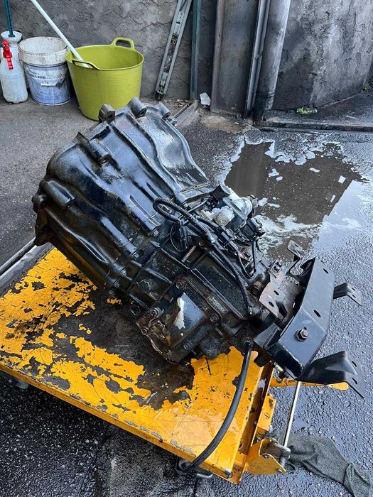 Caisa de velocidades - Mitusbishi Canter - ref :  M015S5A030