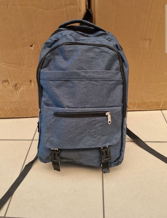 Plecak granatowy