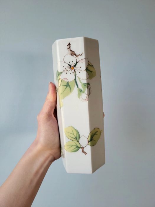 Antyk wazon porcelanowy