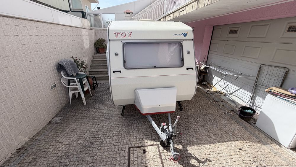Caravana Toy Vimara – Excelente Estado – Painéis Solares