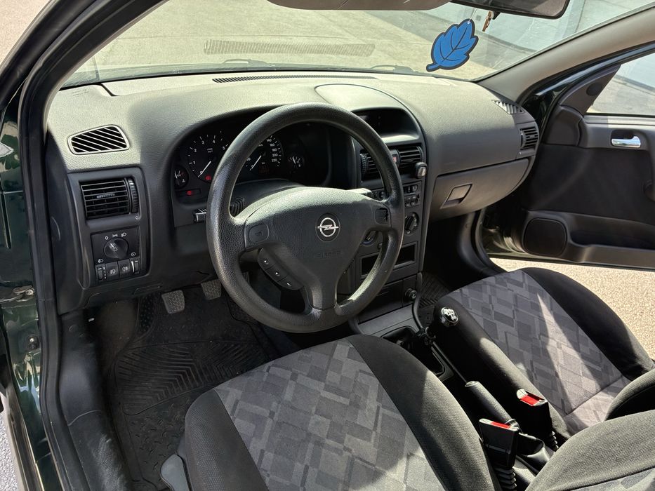 Astra 1.4 16v caravan 1 dono — photo 5