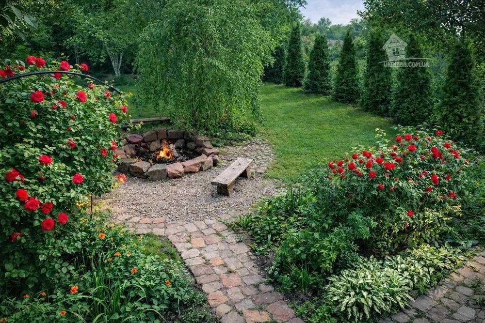 Посуточная аренда дома 250 кв. Метро Левобережная. До 15 человек.