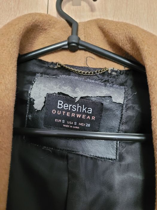 Płaszcz zimowy Bershka
