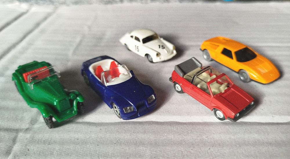 Auta pod makietę w skali H0