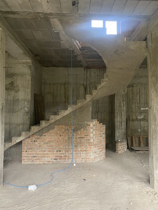 Продажа дома 400м2 с. Музычи, Киевская область, 19 соток