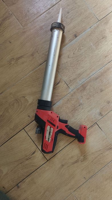 MILWAUKEE 2641-20 [pcg] | Пістолет для герметика