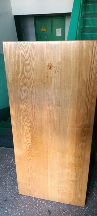 Продам стільниці ясень  2000гр торг