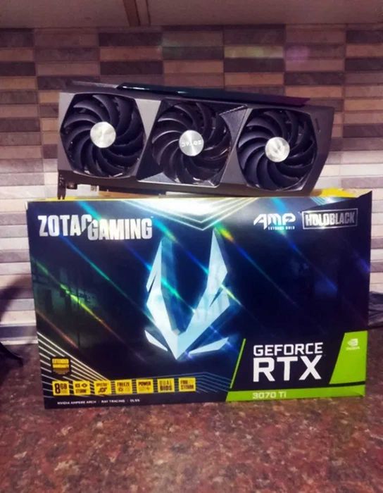 Placa gráfica RTX 3070 TI amp holo Extreme gaming