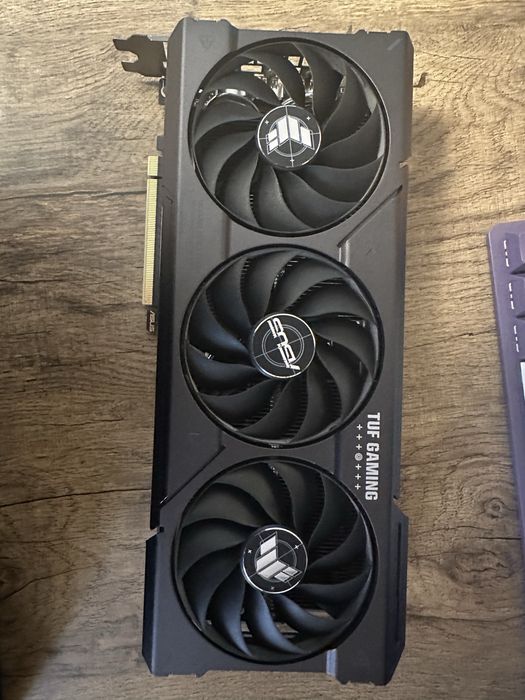 Rtx 4060 ti Asus tuf gaming 8gb