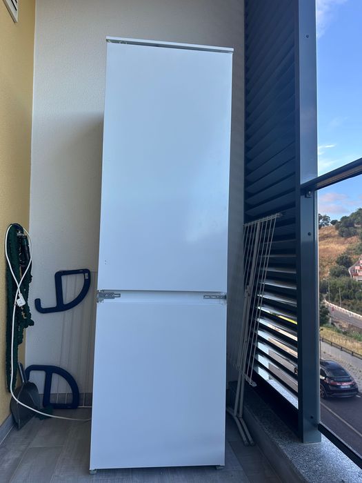 Combinado de encastre AEG (móvel 60)