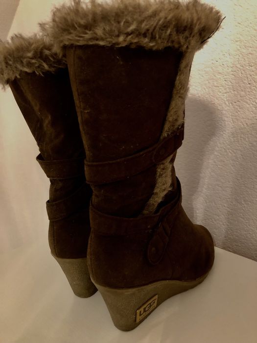 Kozaki zamszowe ocieplane 39 UGG?