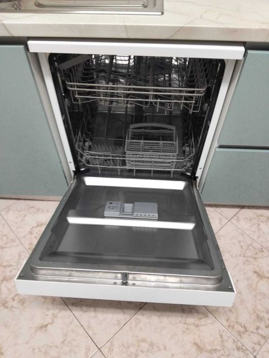 Vendo Maquina Lavar Loiça TEKA A+