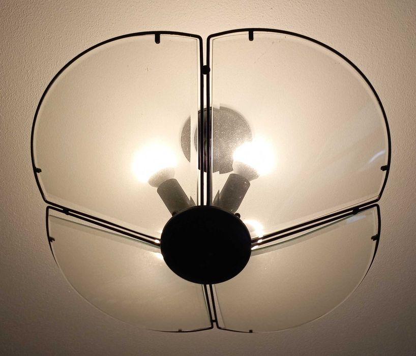 2 candeeiros de tecto iguais