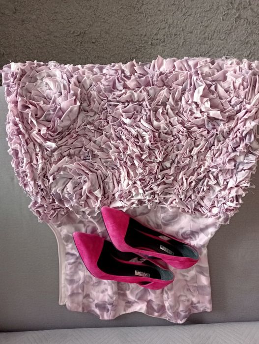 Sprzedam  zestaw sukienka i buty szpilki