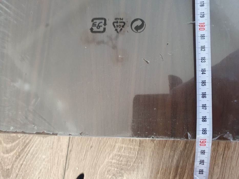 Półka ścienna nowa