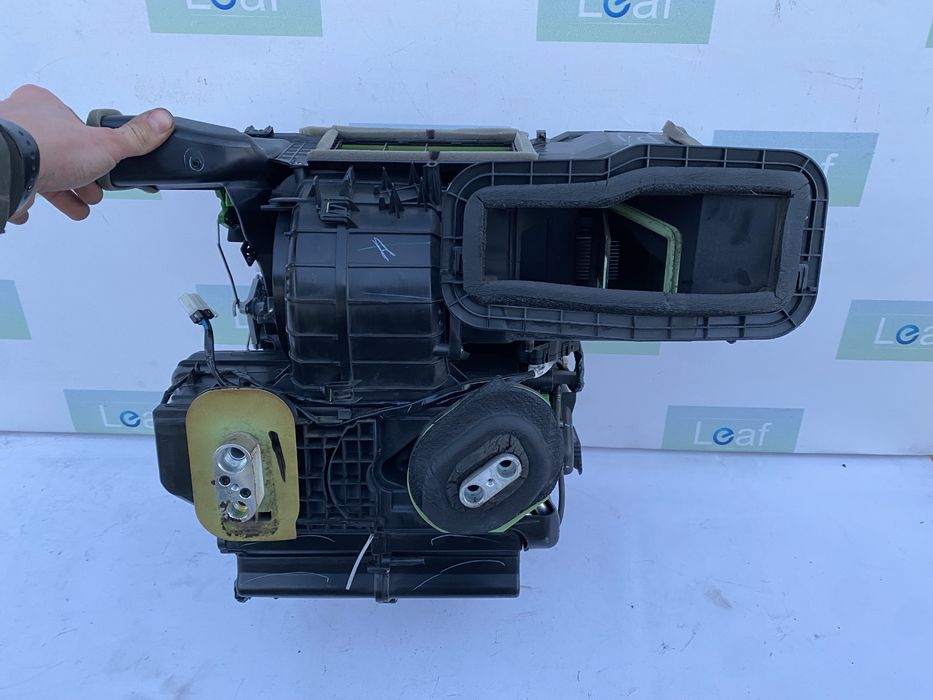 Пічка корпус пічки S SV SL до Nissan Leaf Ніссан Ліф 11-12 13-17 18-