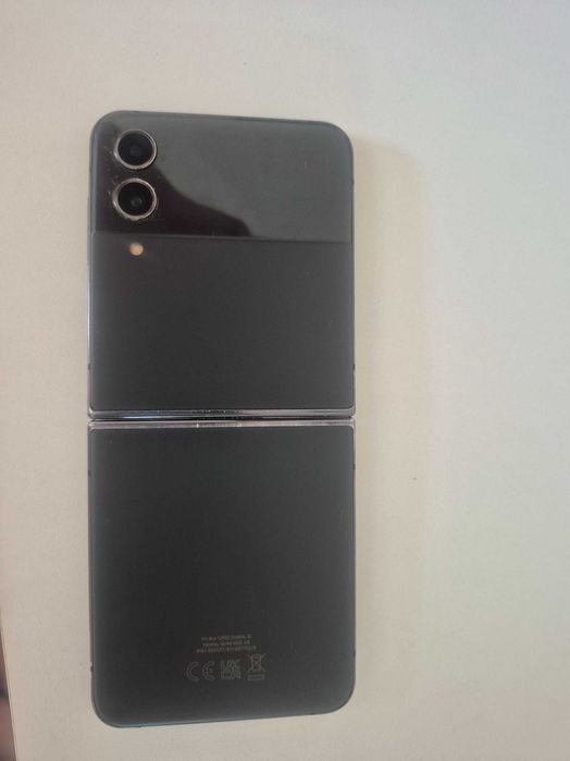 Samsung Z flip 4