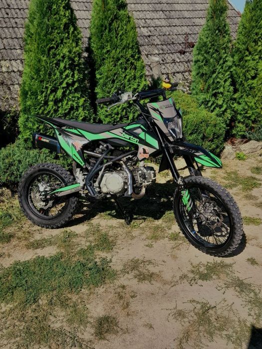 проадється barton 125