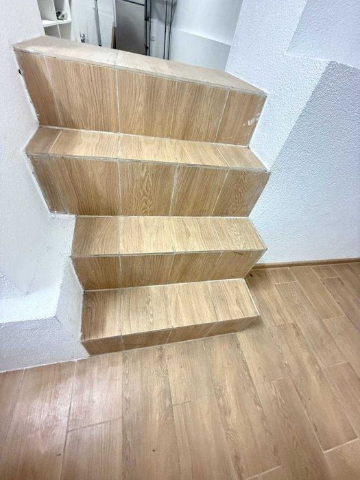 Продаж комерційного приміщення 76 кв.м. в р-ні Поділля - Слов'янка.