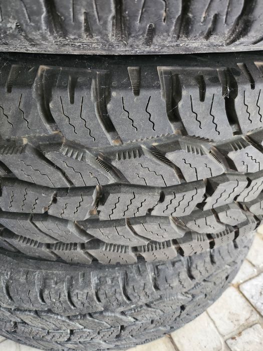 Pneus offroad 215/70 16 Cooper Discoverer A/T  3 sport