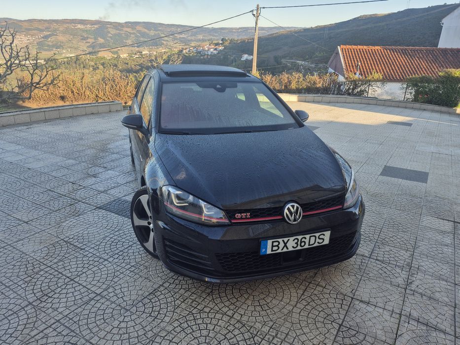 Golf  7 GTI  performance 230cv.   25000€