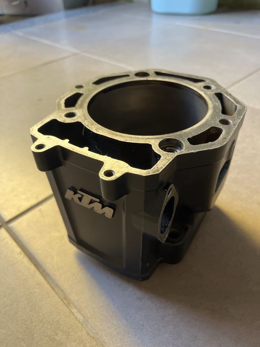 Cilindro ktm lc4