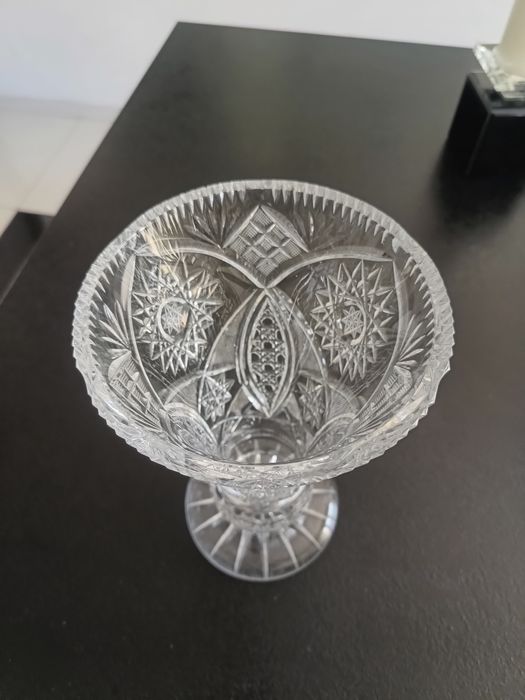 Stary kryształowy wazon